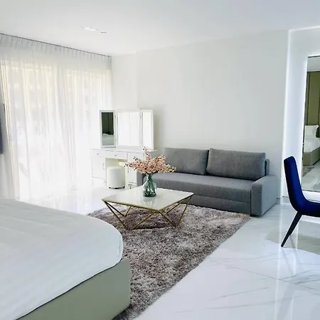 Luxury Casa Premium Studio Apartments - With Full Kitchen, Balcony At Jbr Beach Dubai Exterior photo