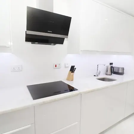 Luxury Casa Premium Studio Apartments - With Full Kitchen, Balcony At Jbr Beach Dubai Exterior photo