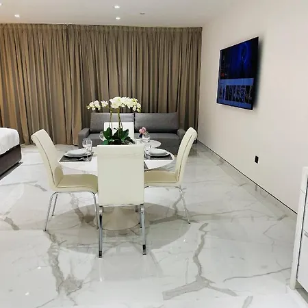 Luxury Casa Premium Studio Apartments - With Full Kitchen, Balcony At Jbr Beach Dubai Exterior photo