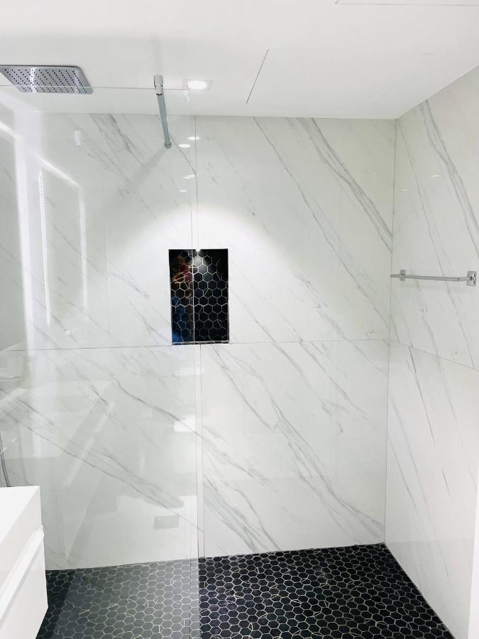 Luxury Casa Premium - With Full Kitchen, Balcony At Jbr Appartamento